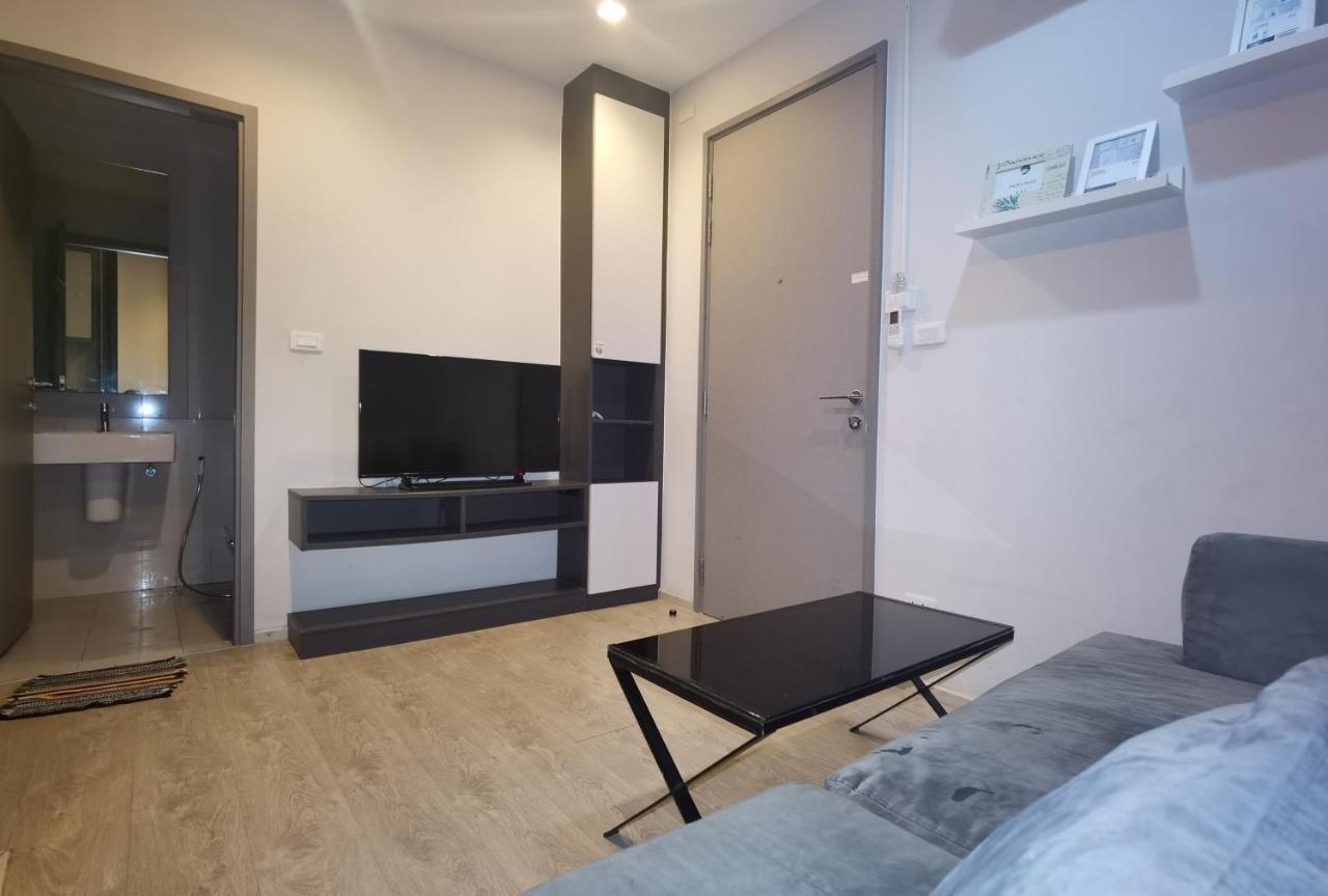 Llx Apartments At The Base Condo Pattaya Exteriör bild