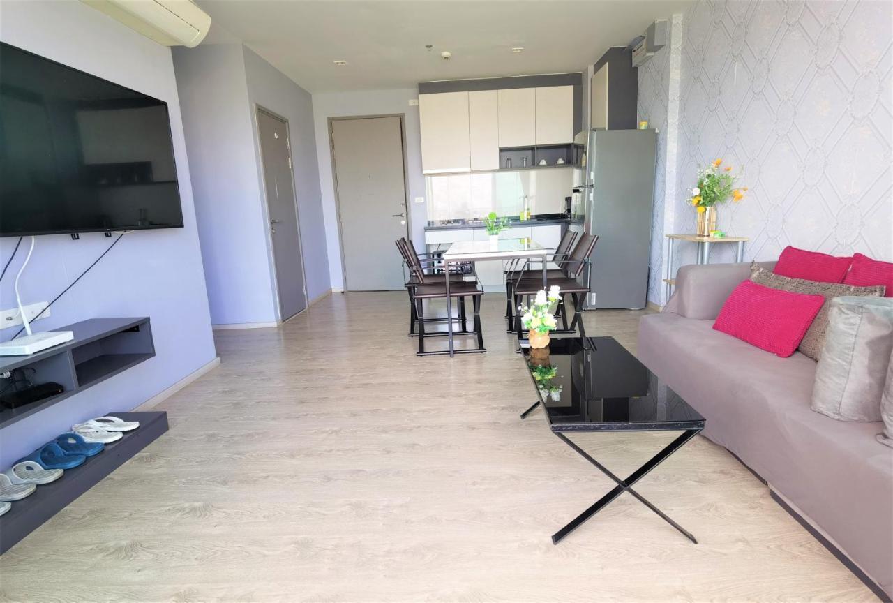 Llx Apartments At The Base Condo Pattaya Exteriör bild