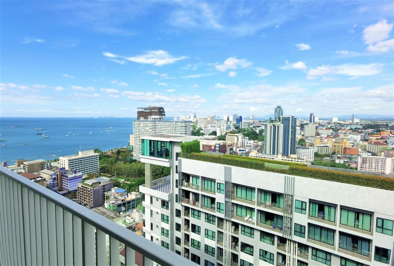 Llx Apartments At The Base Condo Pattaya Exteriör bild