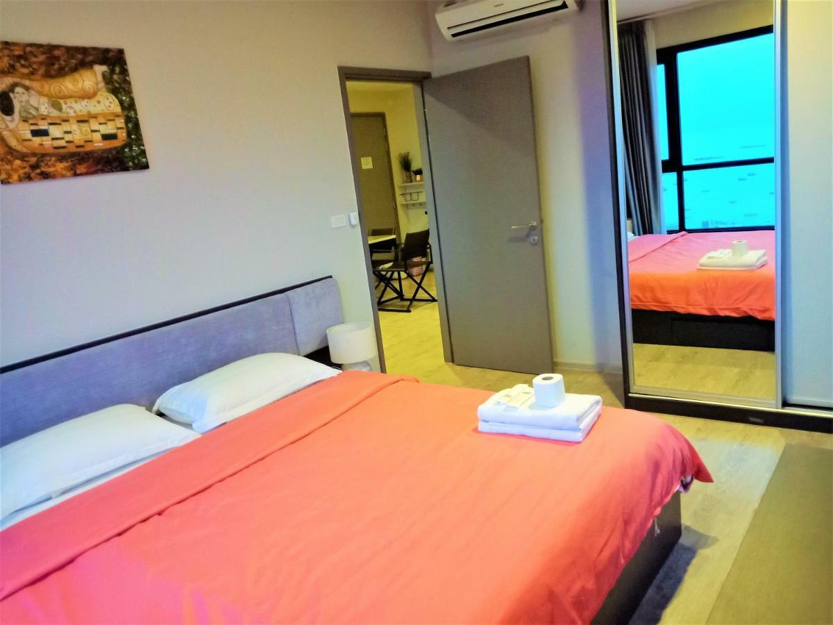 Llx Apartments At The Base Condo Pattaya Exteriör bild