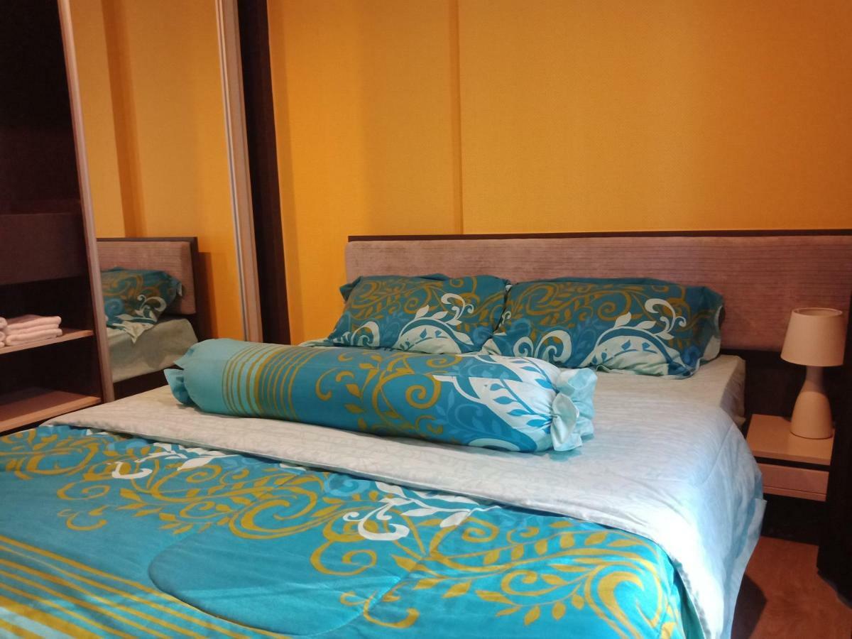 Llx Apartments At The Base Condo Pattaya Exteriör bild